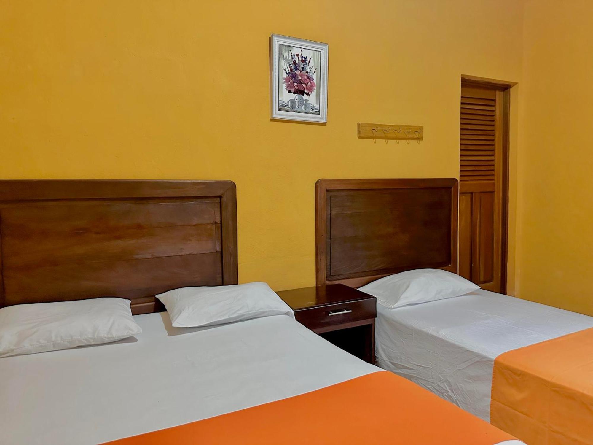 Hotel San Miguel Flores Room photo