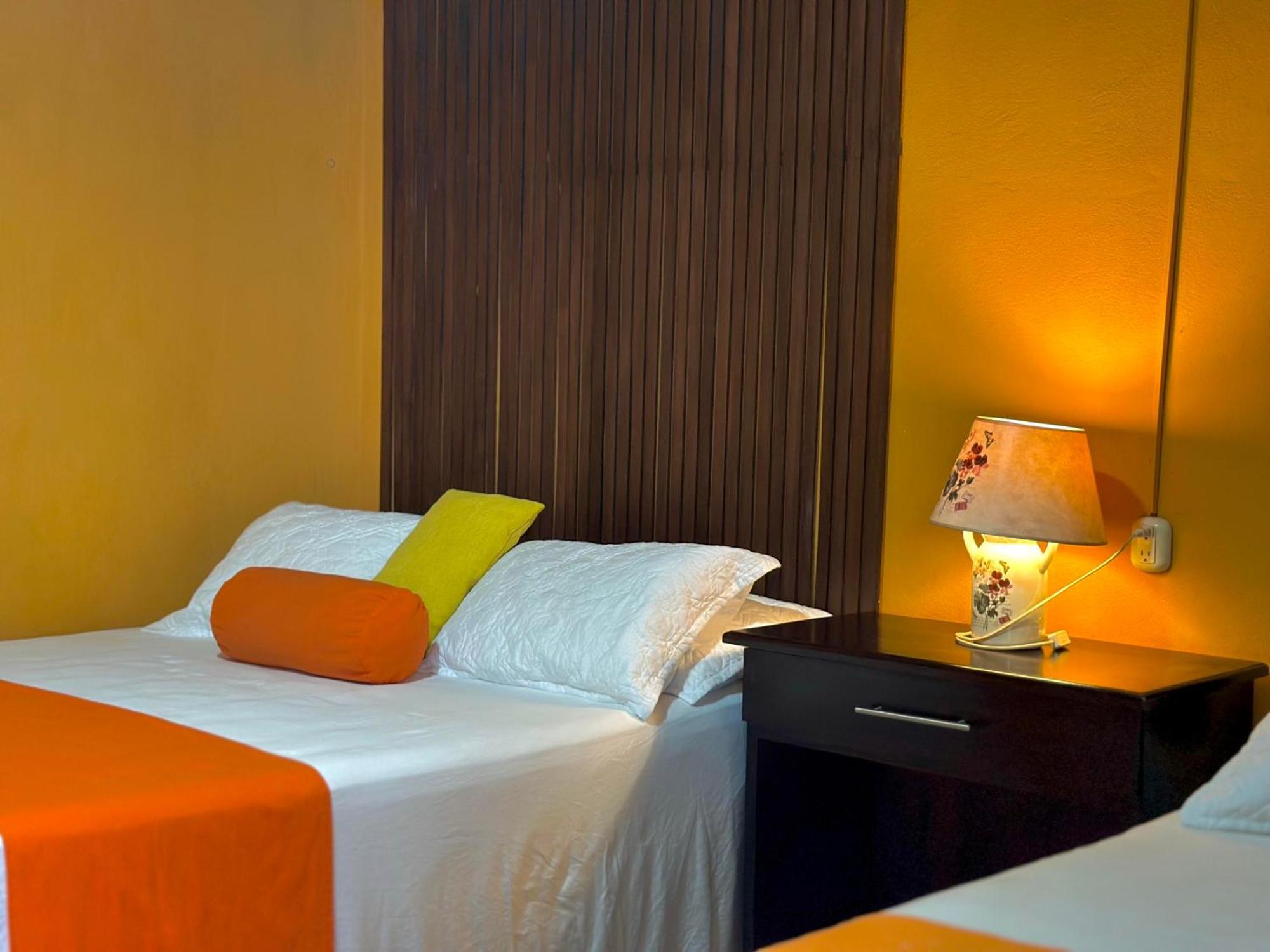 Hotel San Miguel Flores Room photo